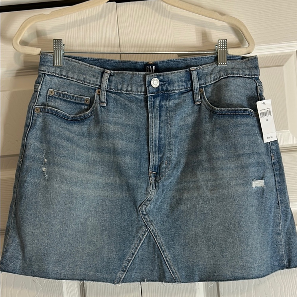 NWT Gap Blue Denim Mini Skirt Size 12